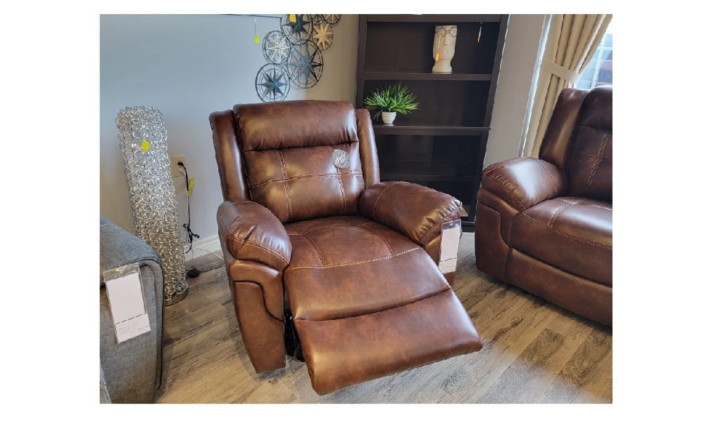 *Detroit Manual Glider Recliner - Pecan
