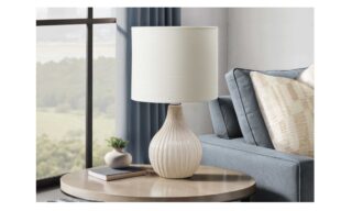 17" Beige Ceramic Table Lamp (I 9776)