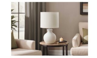 16" White Resin Table Lamp (I 9777)