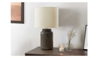 17" Brown Resin Table Lamp (I 9796)