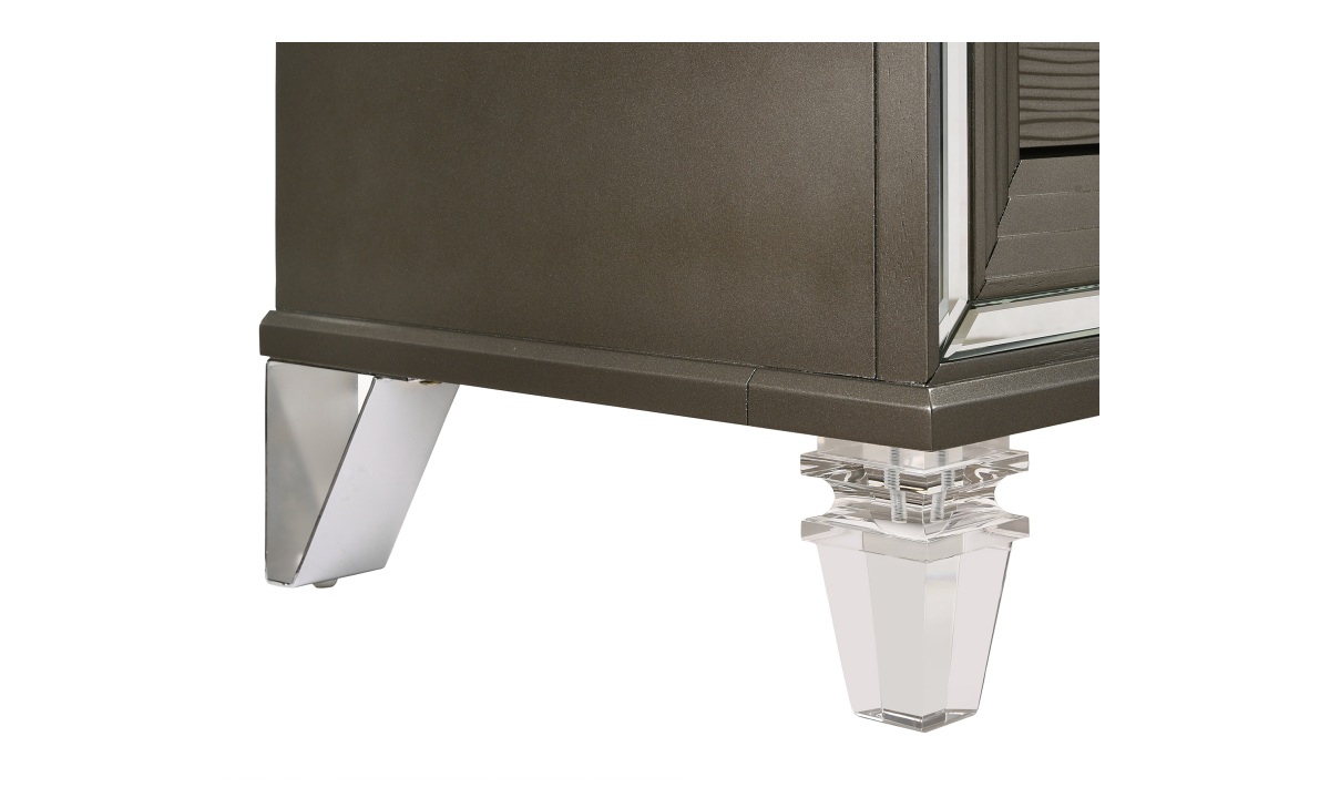 Twenty Nine Chest - Image 8