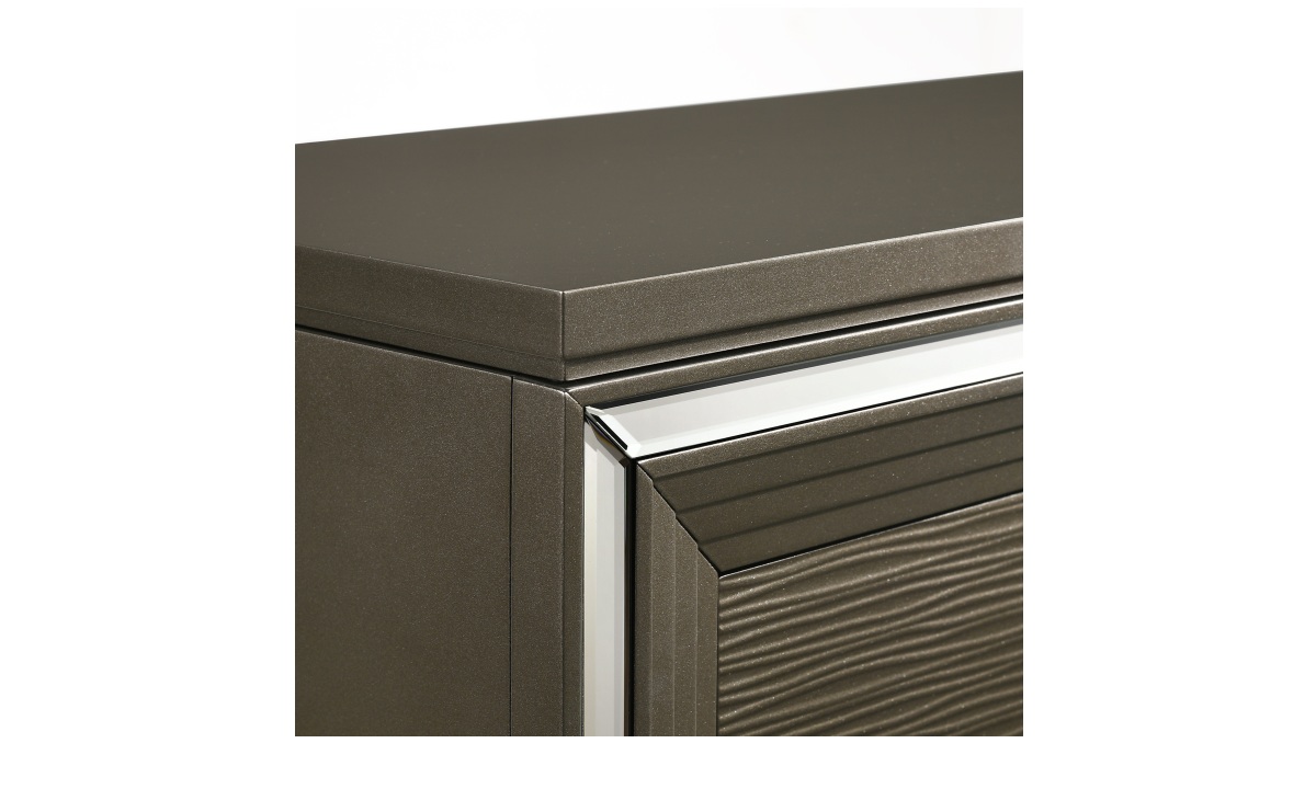 Twenty Nine Chest - Image 7