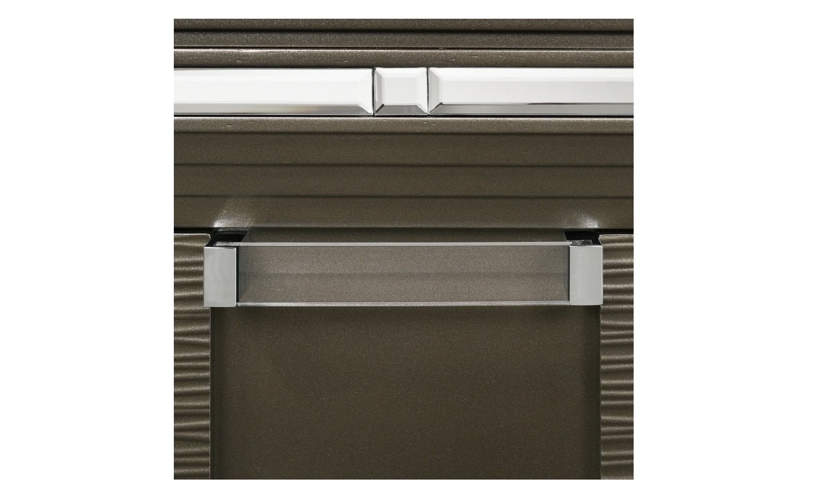 Twenty Nine Chest - Image 10